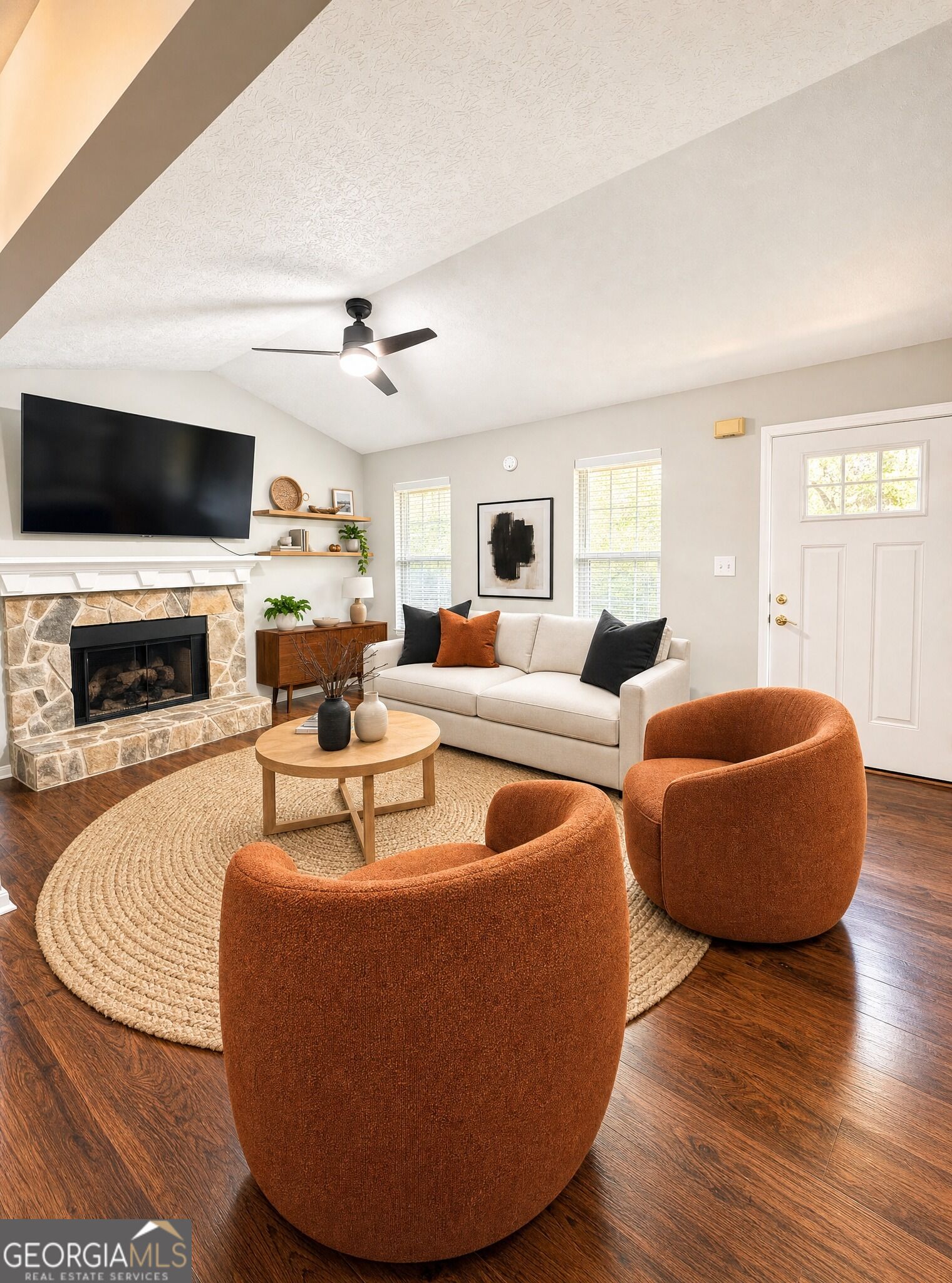 4400 Leafview Drive Gillsville GA 30543