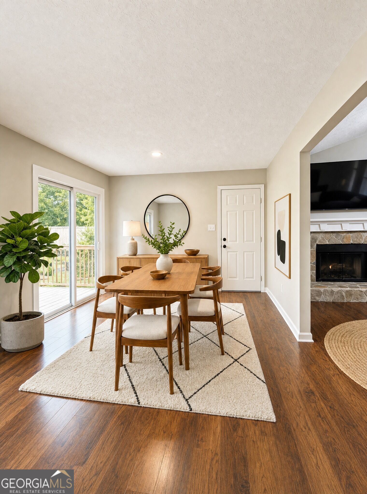4400 Leafview Drive Gillsville GA 30543