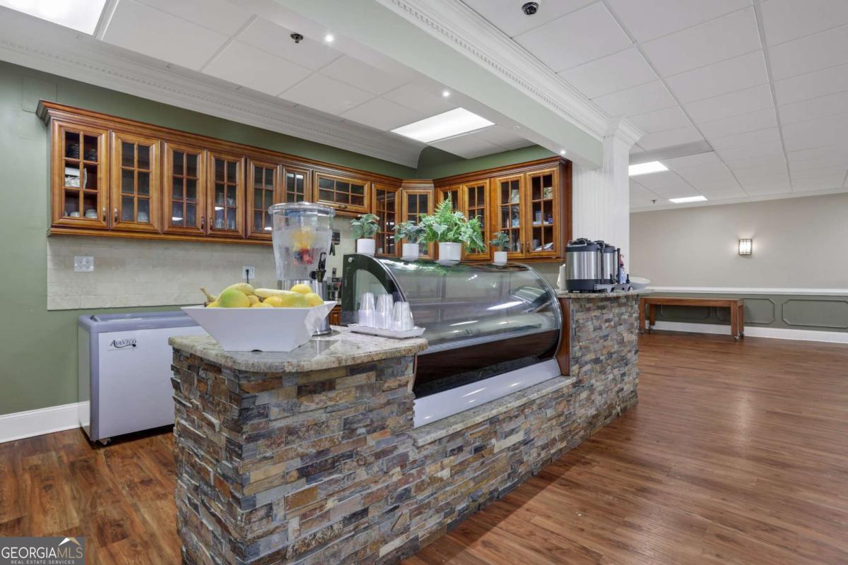 300 Johnson Ferry Road NE Atlanta GA 30328