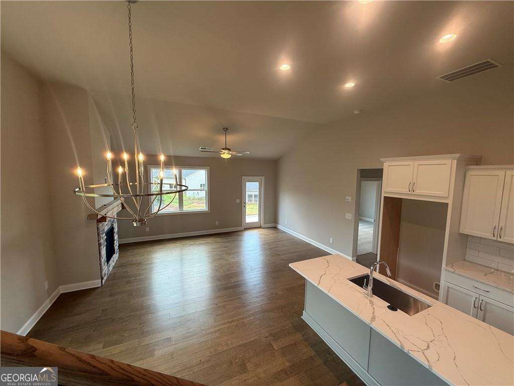 352 Lakeside Court Canton GA 30114