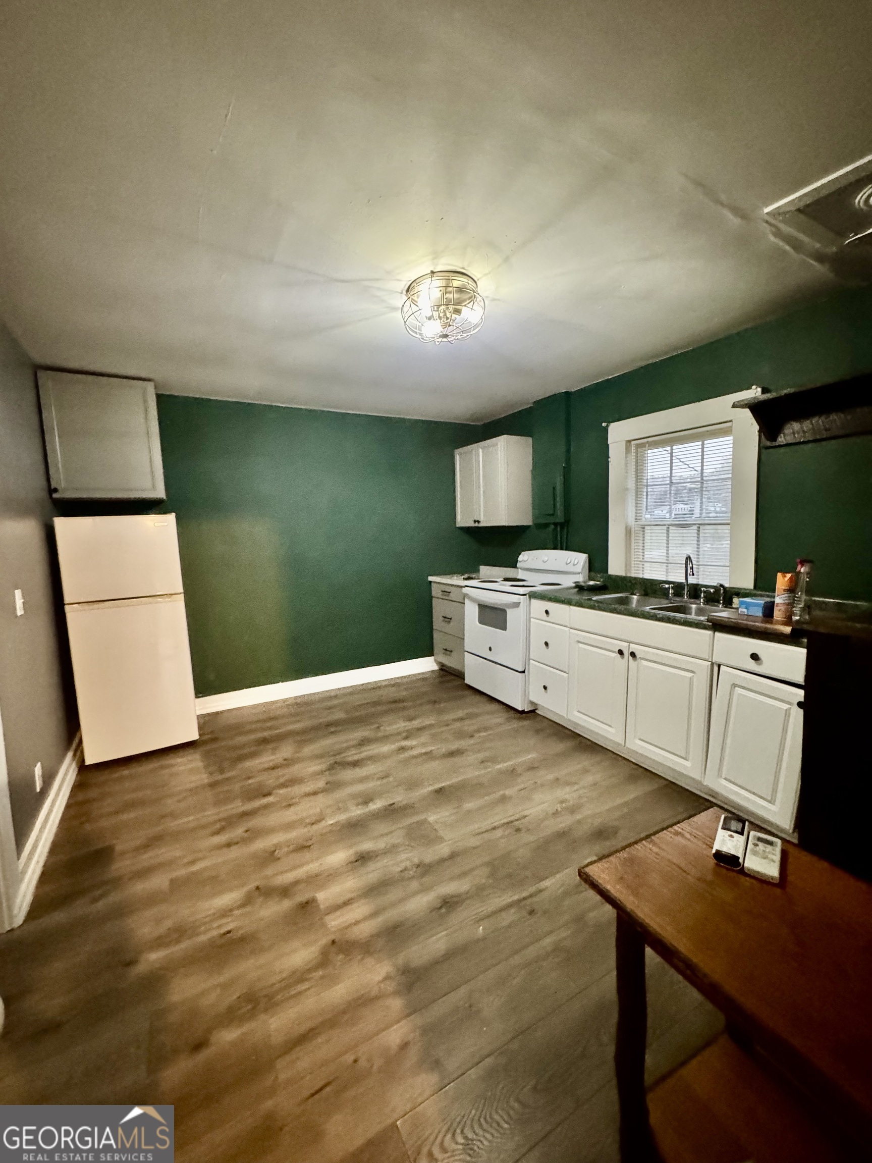 930 Cantrell Road Marble Hill GA 30148