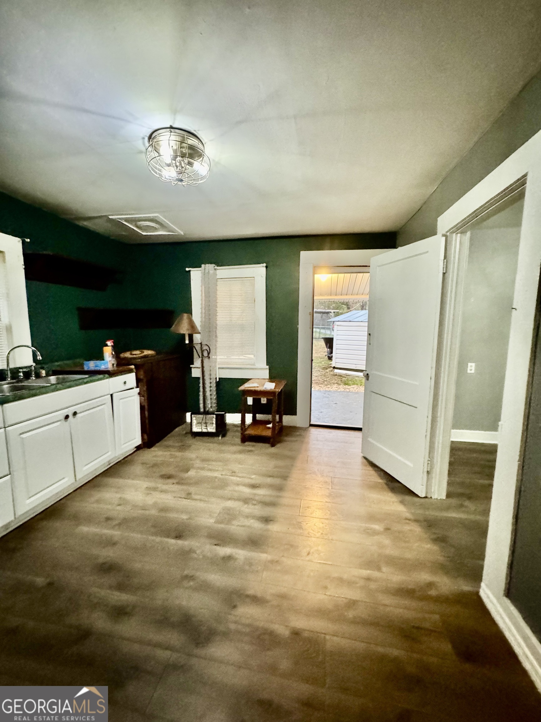 930 Cantrell Road Marble Hill GA 30148