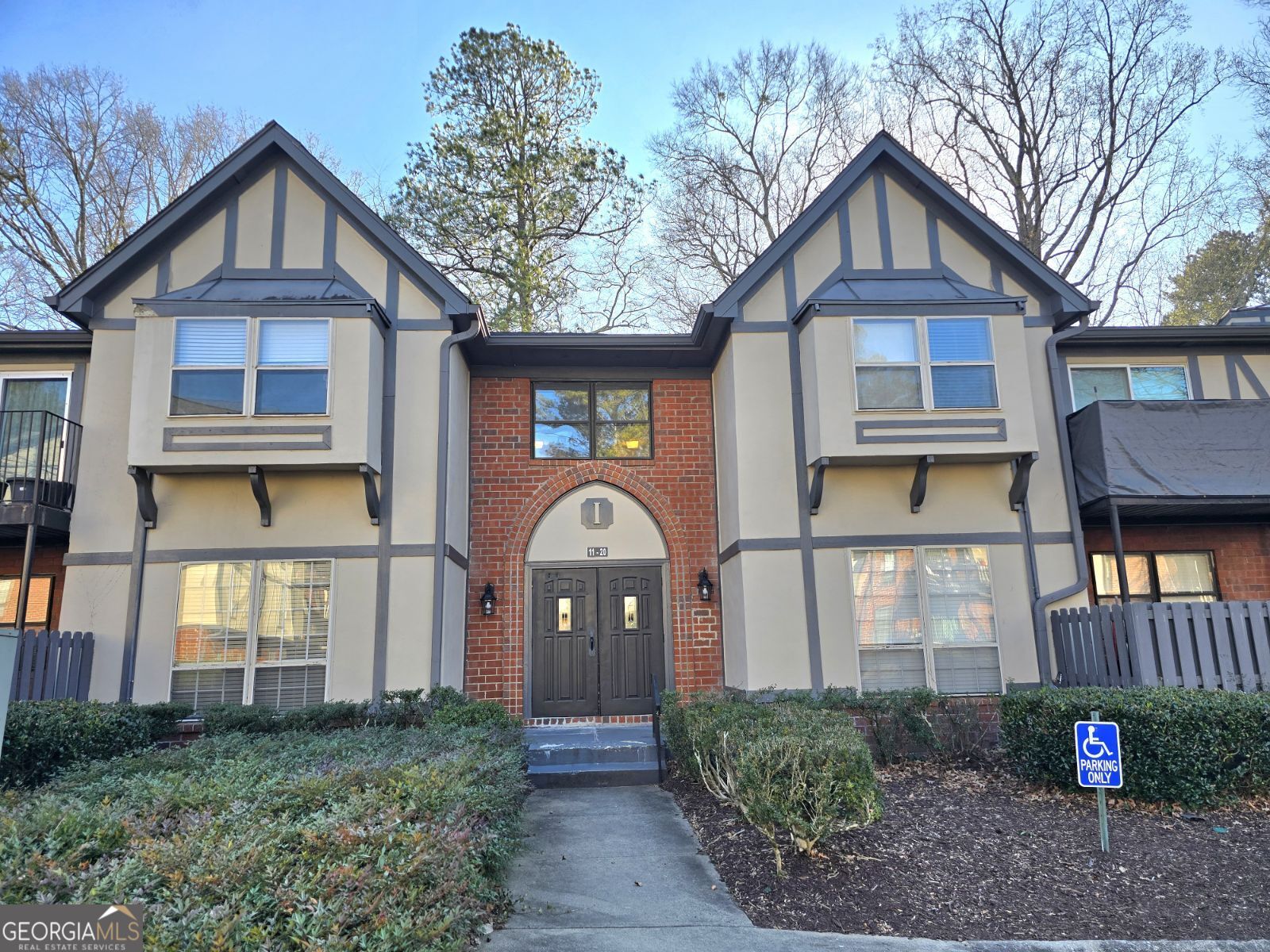 6851 Roswell Road Sandy Springs GA 30328