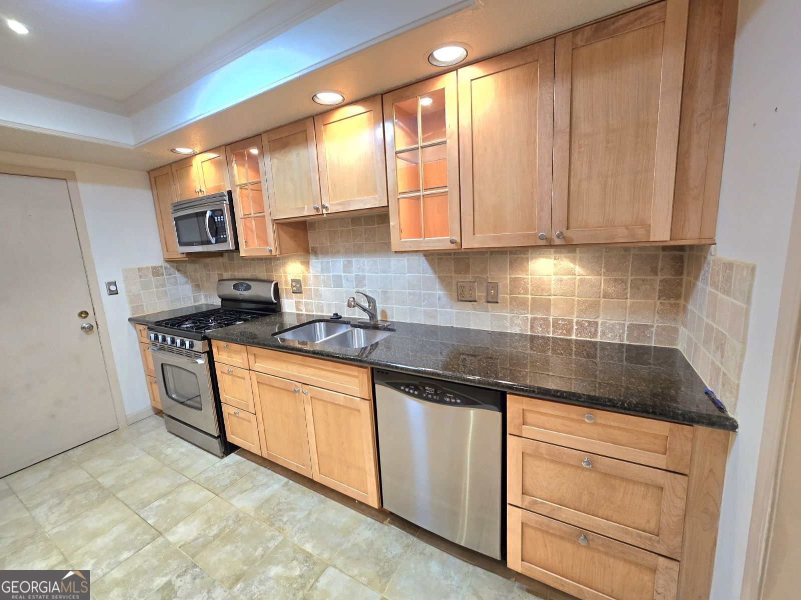6851 Roswell Road Sandy Springs GA 30328