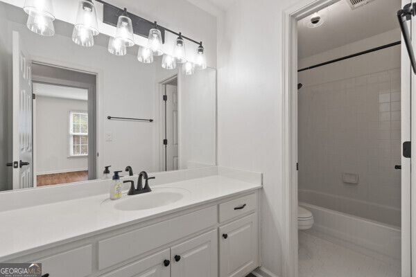 2025 Southers Circle Suwanee GA 30024