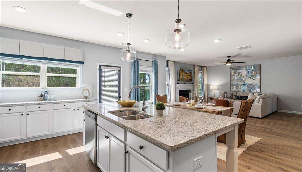 4905 Waxleaf Drive SW Atlanta GA 30331