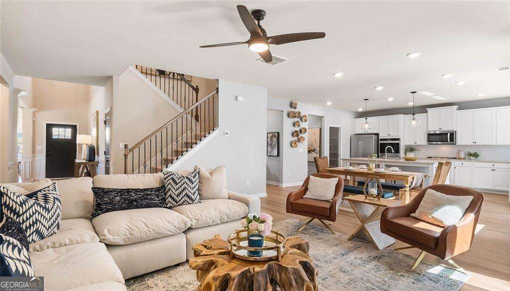 4905 Waxleaf Drive SW Atlanta GA 30331