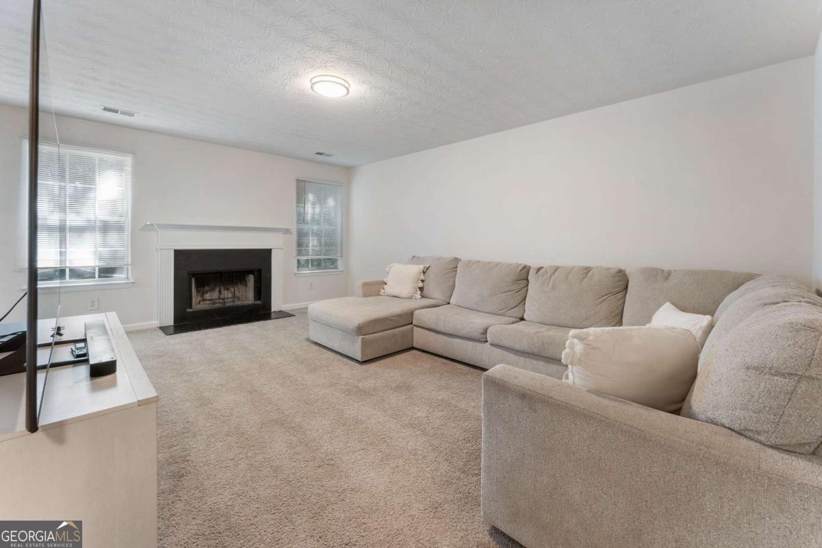 2433 Wood Bend Lane Riverdale GA 30296