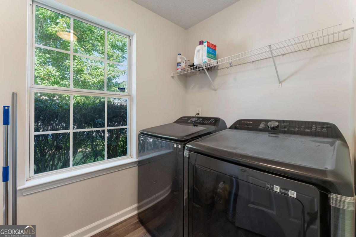 2433 Wood Bend Lane Riverdale GA 30296