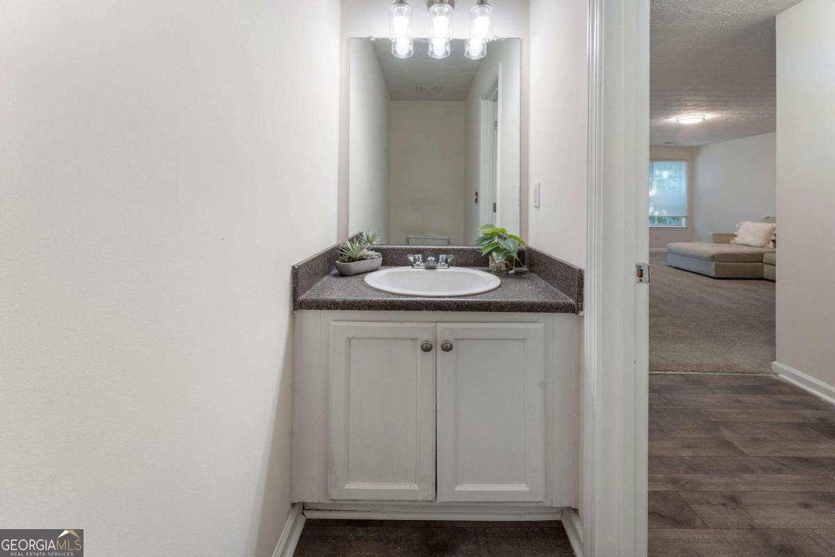 2433 Wood Bend Lane Riverdale GA 30296