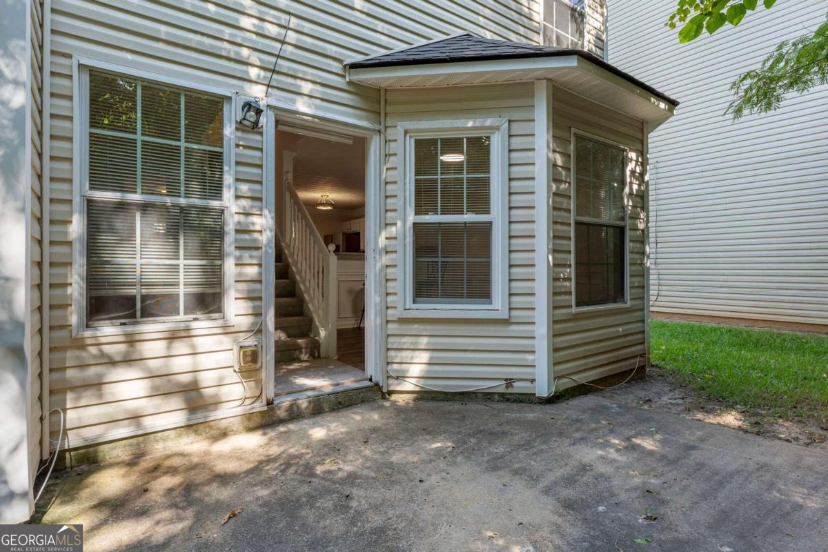 2433 Wood Bend Lane Riverdale GA 30296