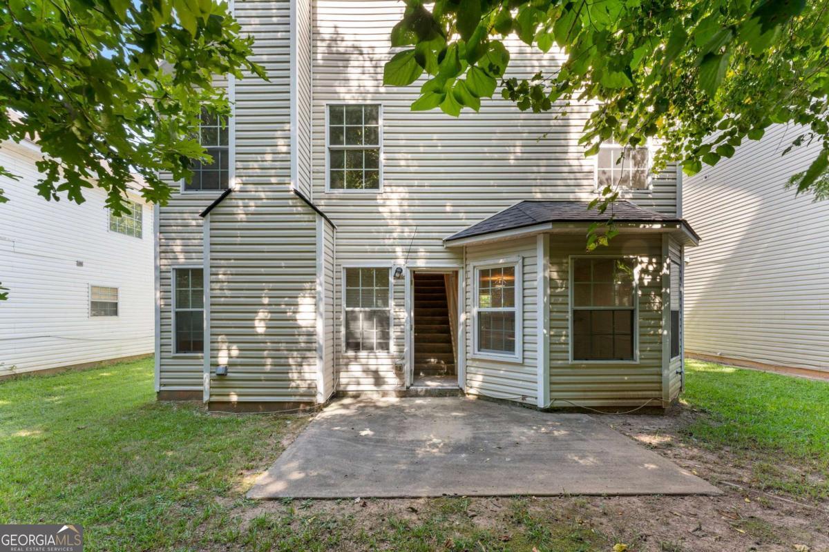 2433 Wood Bend Lane Riverdale GA 30296