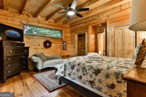 92 Fish Trap Road Mineral Bluff GA 30559