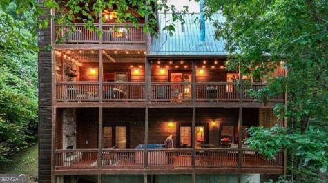 92 Fish Trap Road Mineral Bluff GA 30559