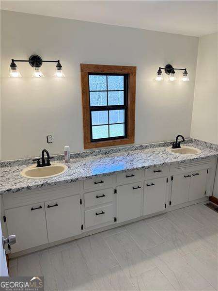 157 Old Loving Road Mineral Bluff GA 30559