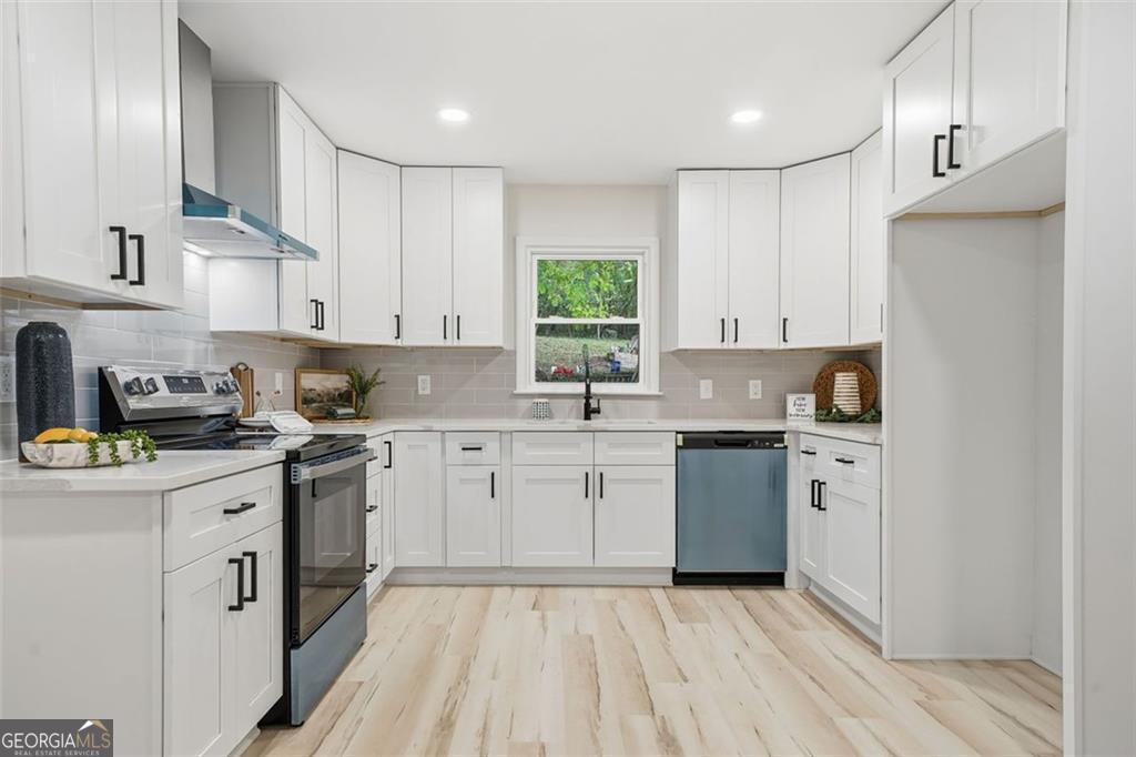 2568 Fontaine Circle Decatur GA 30032