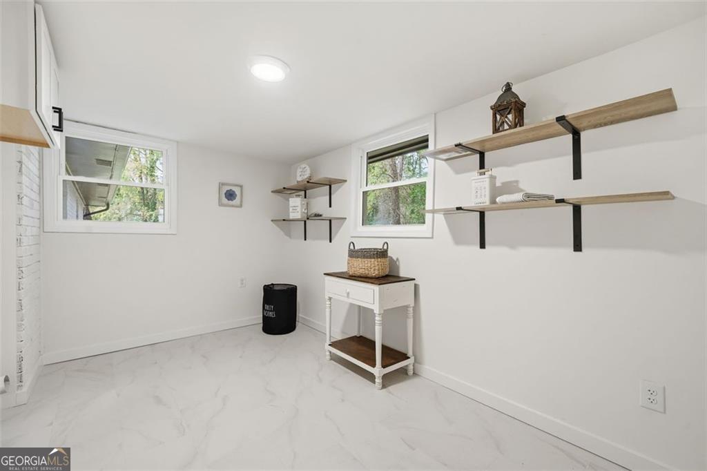 2568 Fontaine Circle Decatur GA 30032