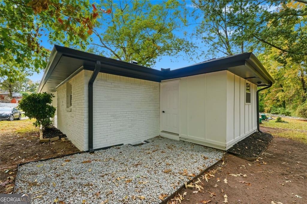 2568 Fontaine Circle Decatur GA 30032