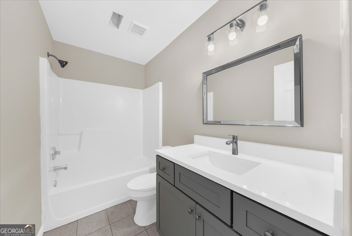 2410 Lunetta Lane Alpharetta GA 30004
