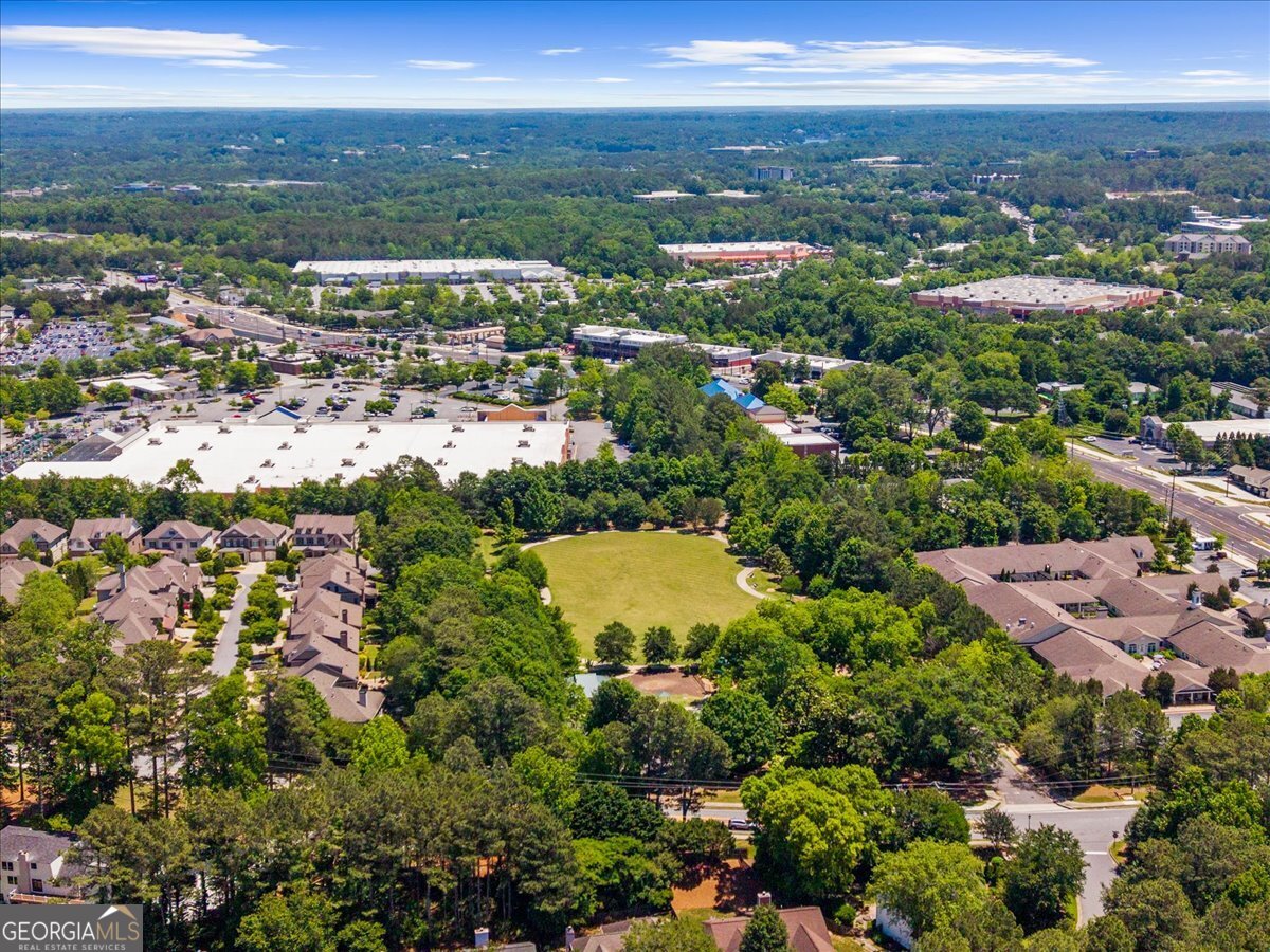 2410 Lunetta Lane Alpharetta GA 30004