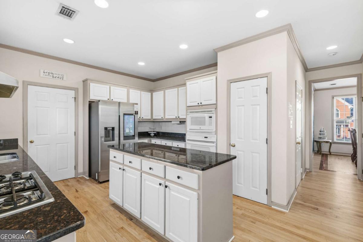 991 Bay Pointe Way SW Lilburn GA 30047