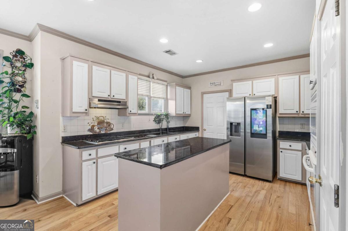 991 Bay Pointe Way SW Lilburn GA 30047