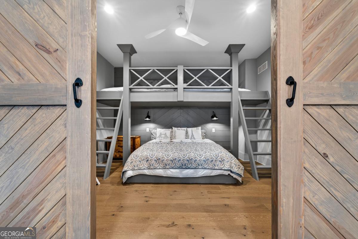 1031 Cavalier Cove Greensboro GA 30642
