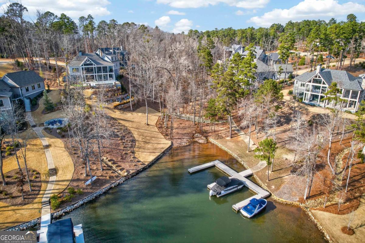 1031 Cavalier Cove Greensboro GA 30642