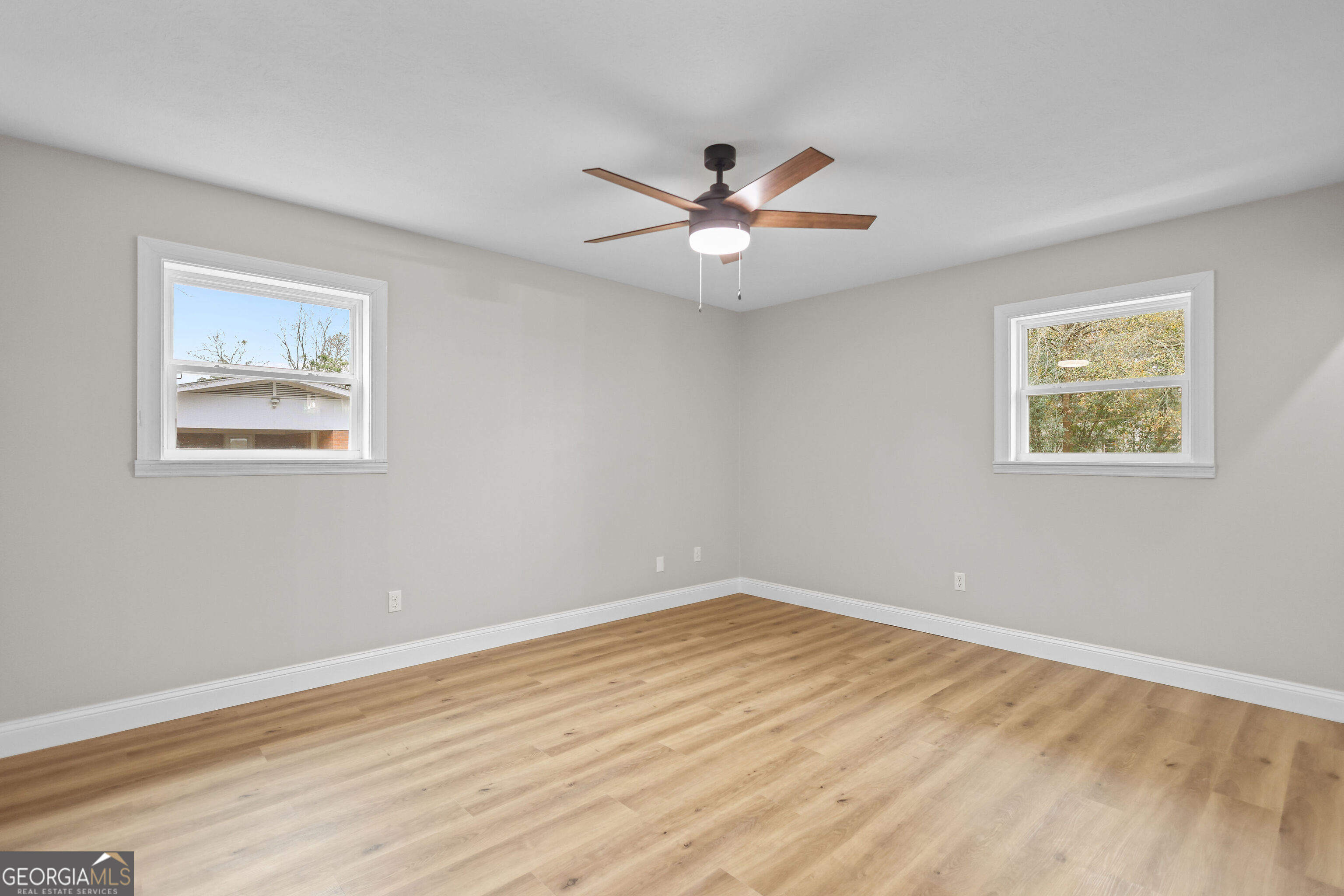 215 Glynn Street Jesup GA 31545