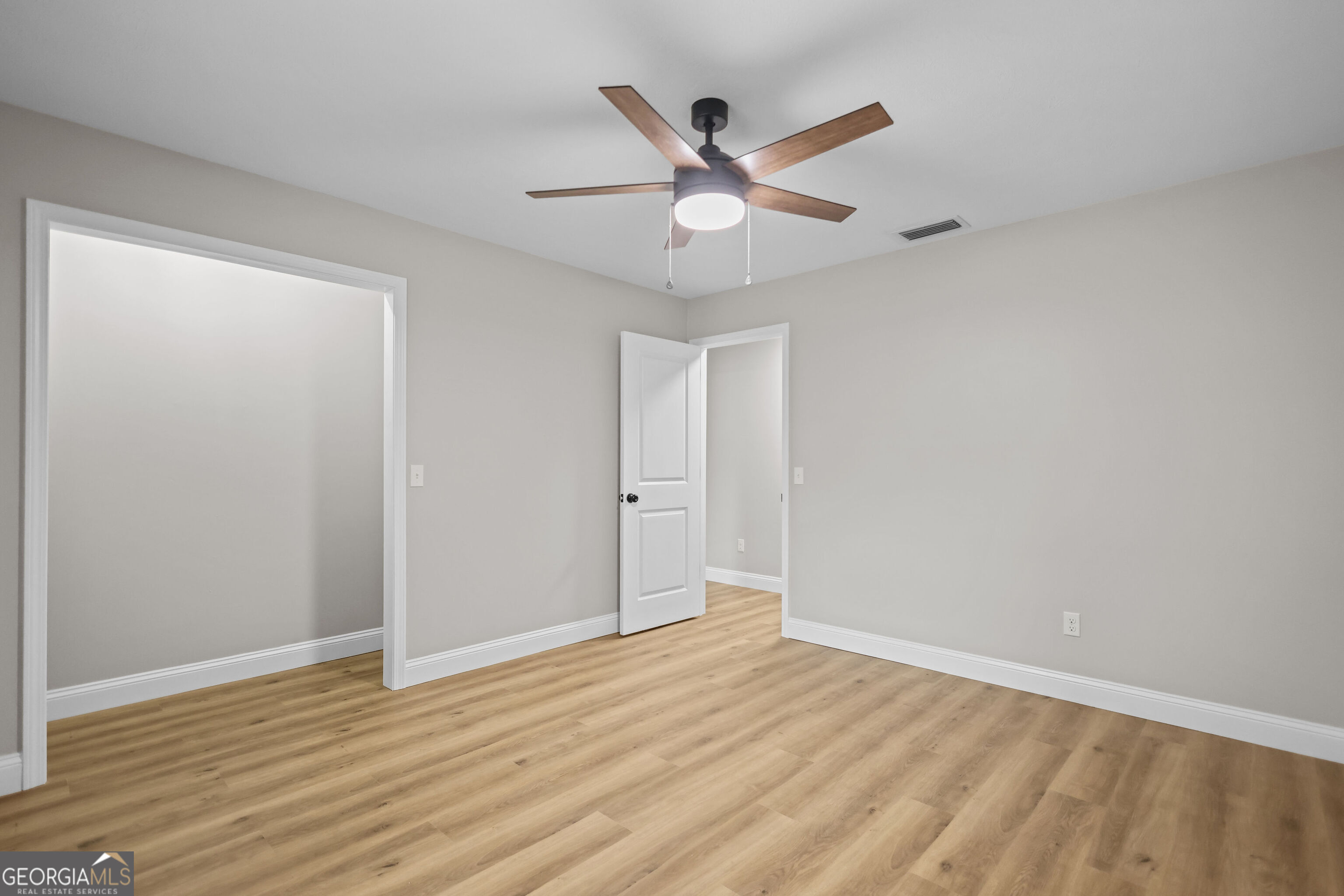 215 Glynn Street Jesup GA 31545