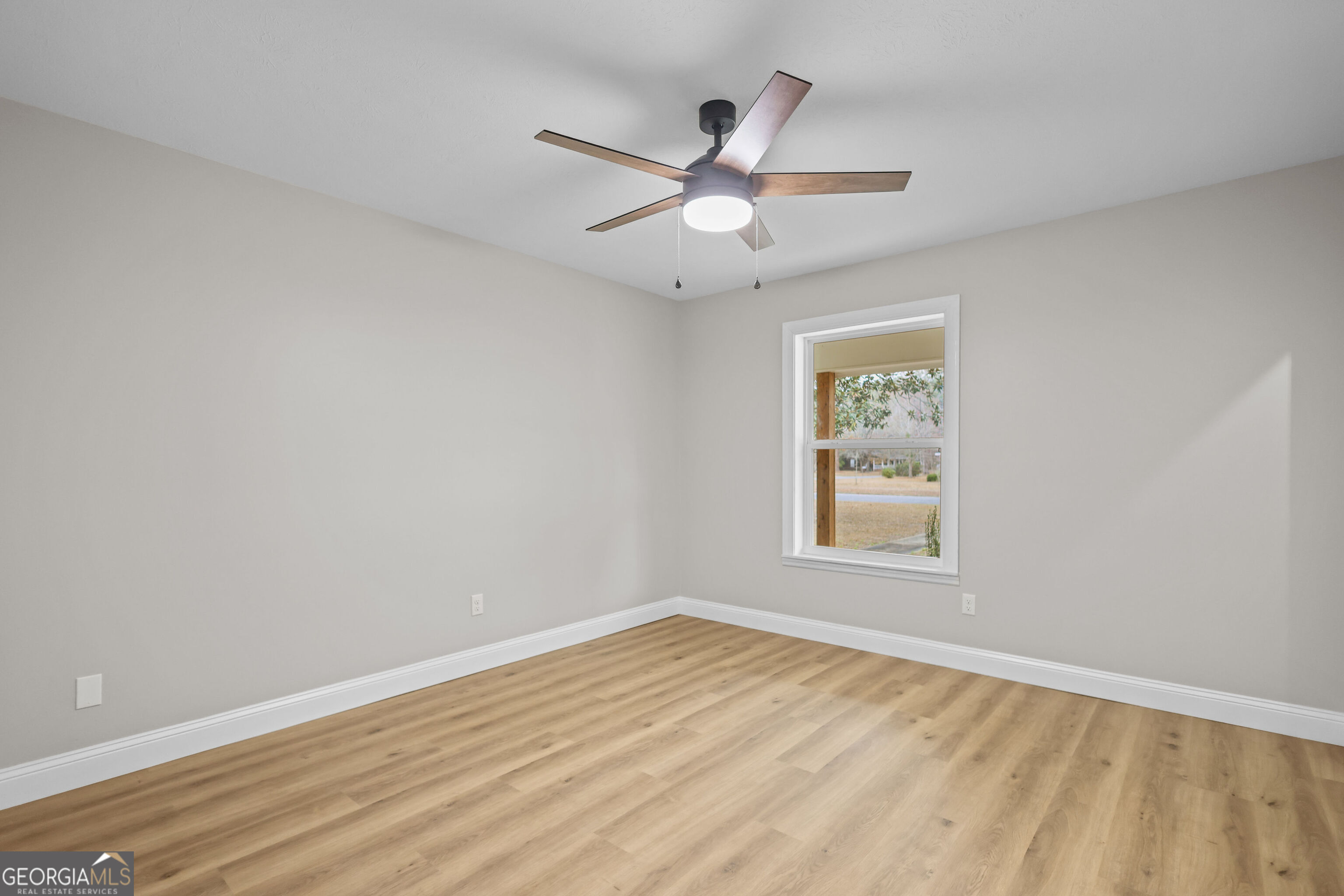 215 Glynn Street Jesup GA 31545