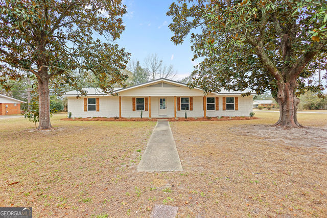 215 Glynn Street Jesup GA 31545