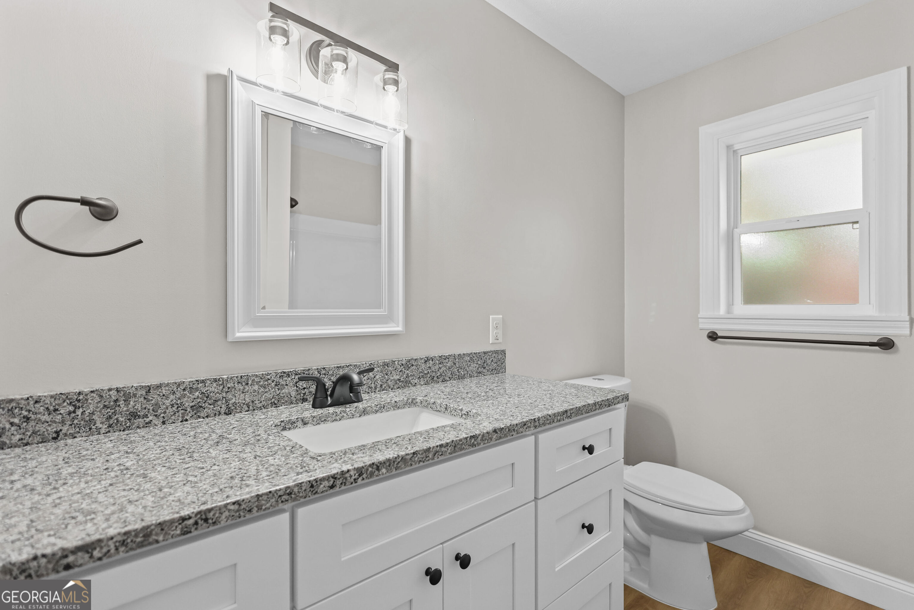 215 Glynn Street Jesup GA 31545