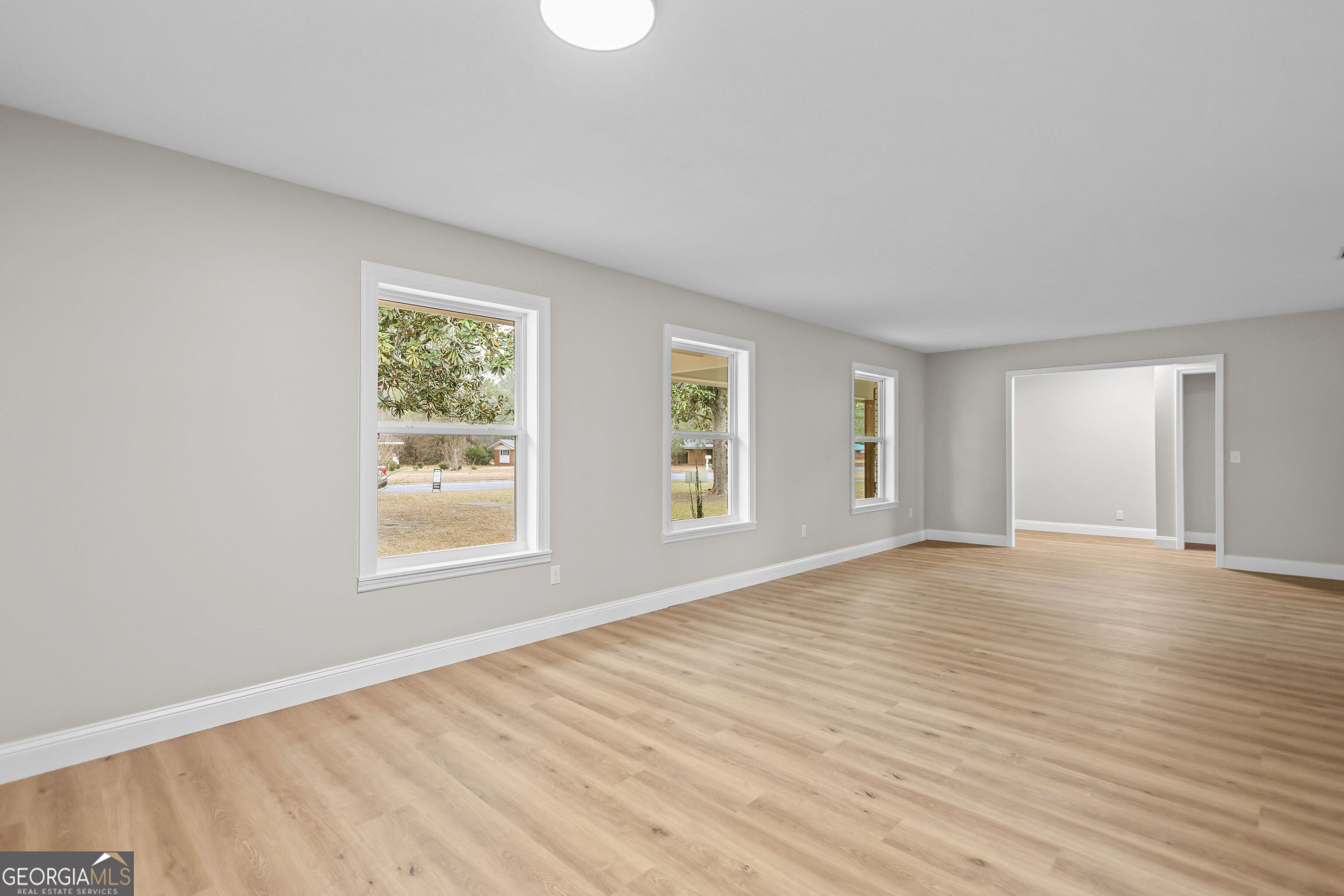 215 Glynn Street Jesup GA 31545