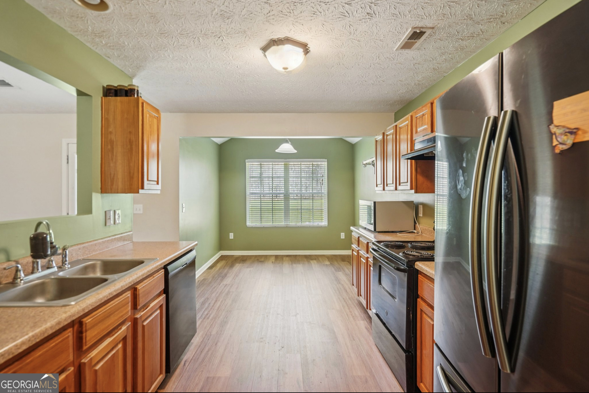 86 Esther Lane Grantville GA 30220