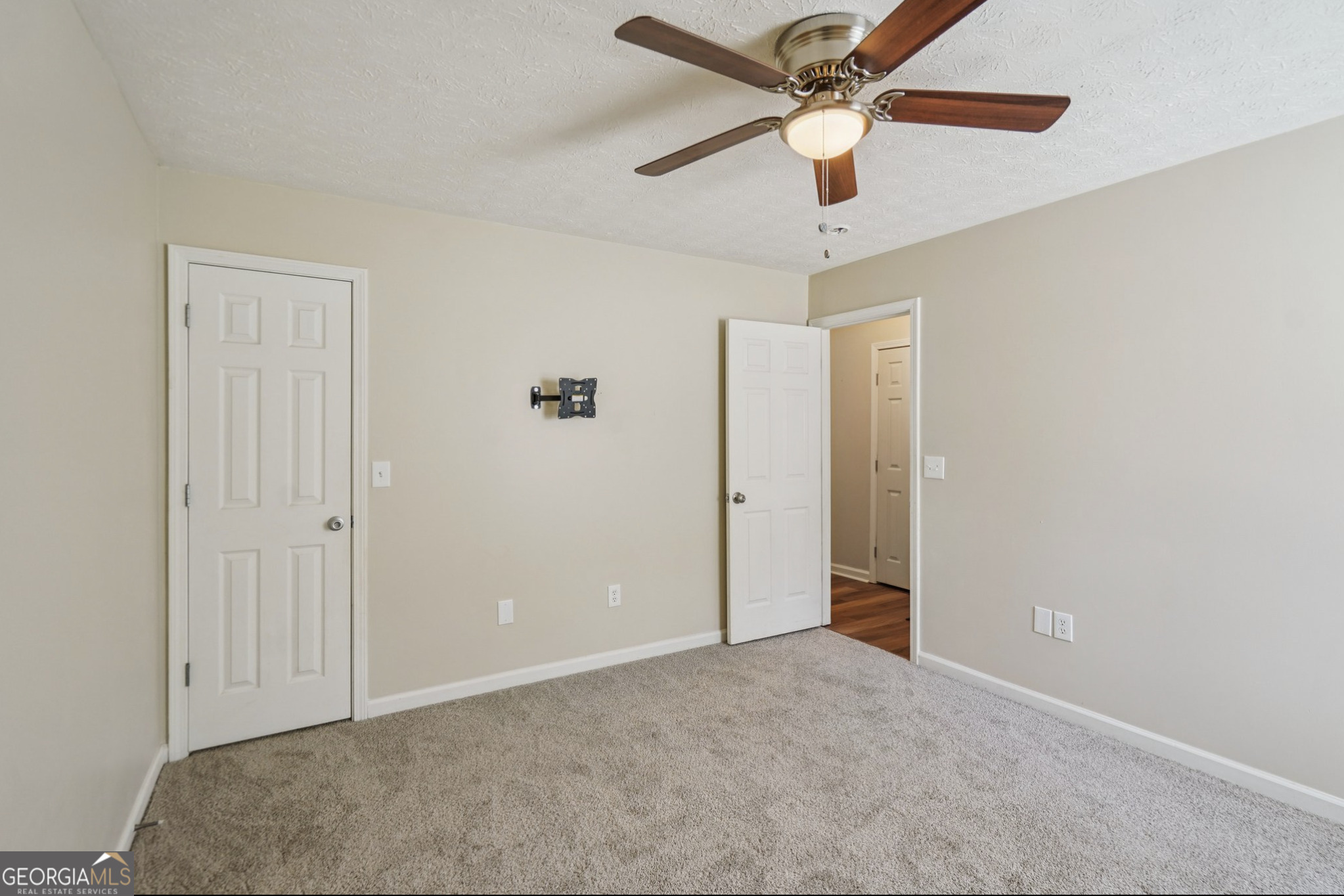 86 Esther Lane Grantville GA 30220