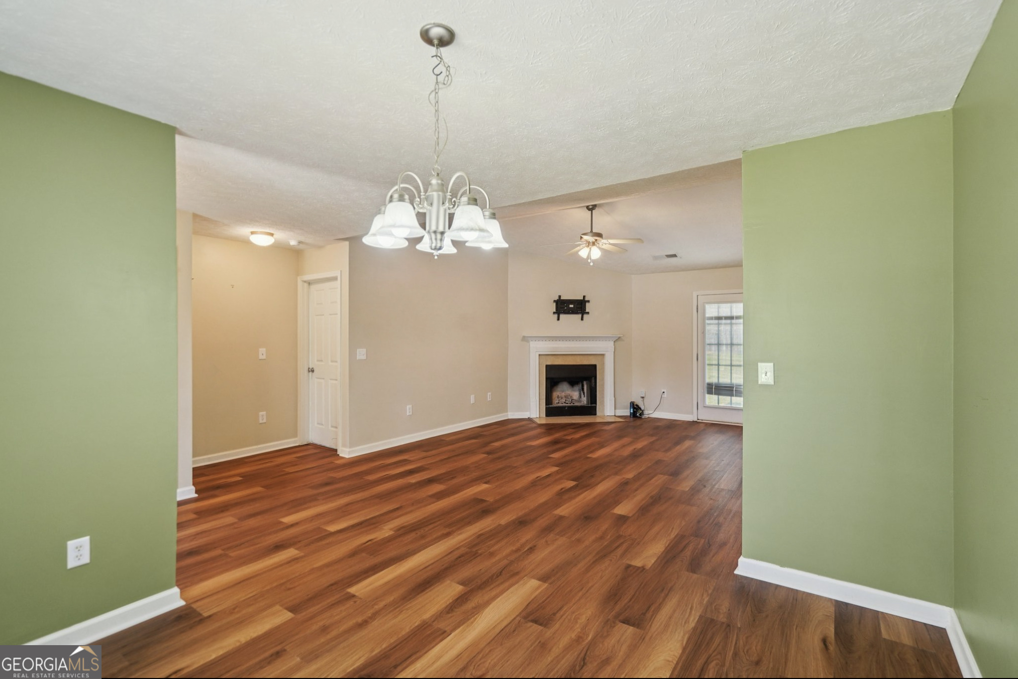 86 Esther Lane Grantville GA 30220