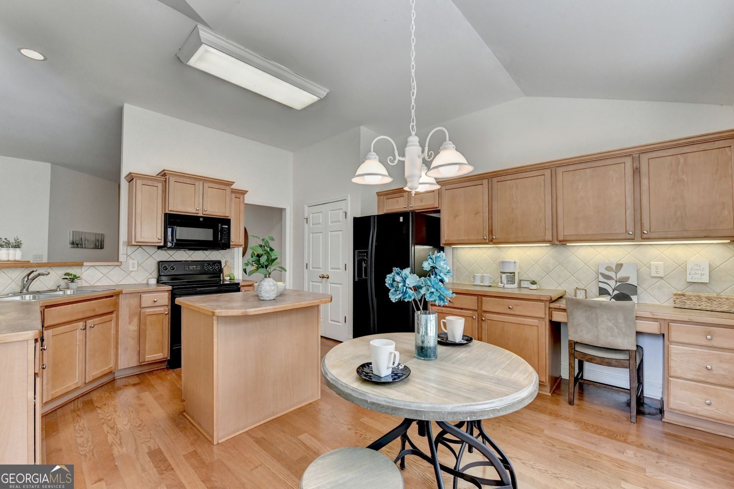 1870 Hickory Station Circle Snellville GA 30078