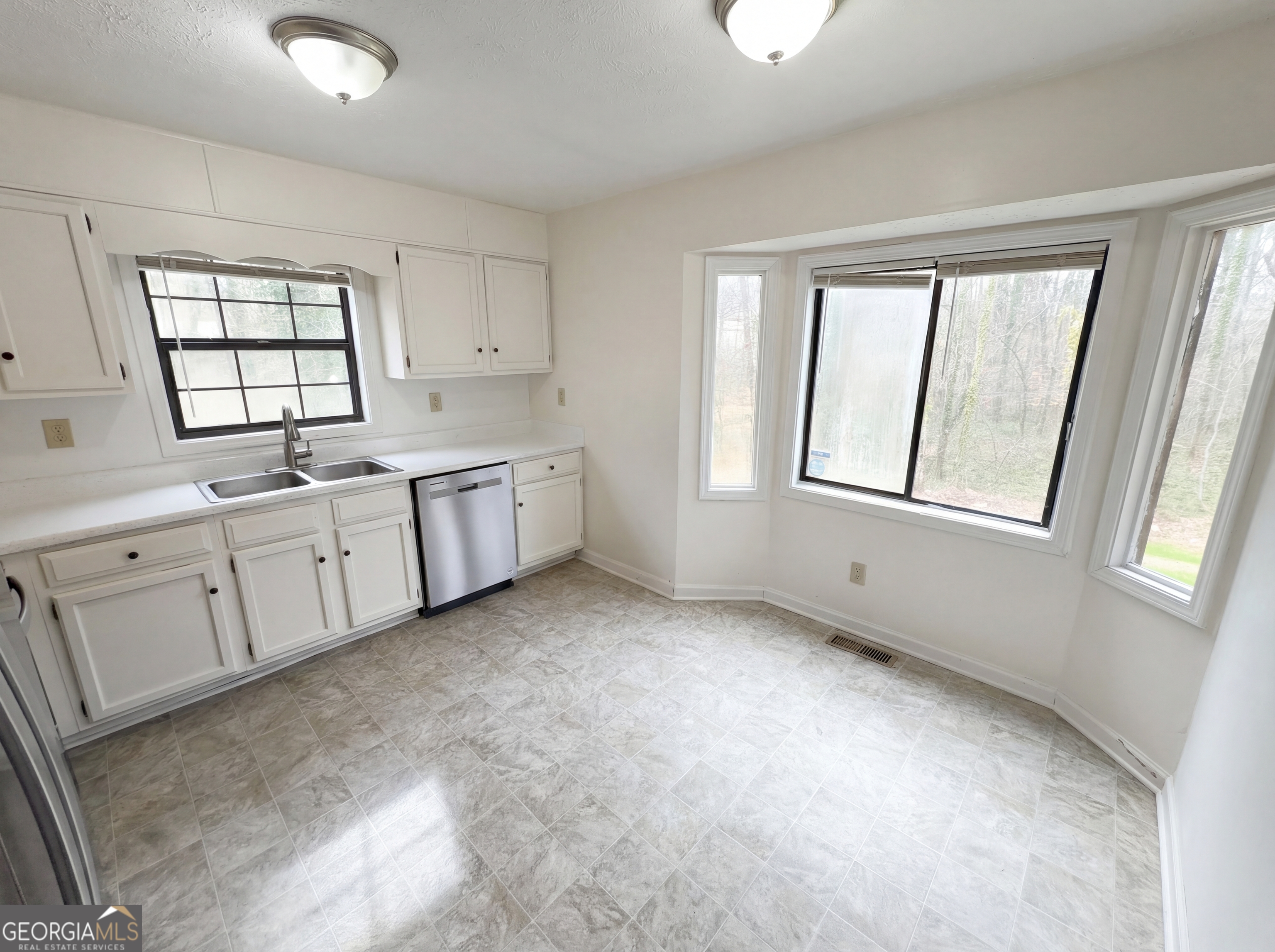 4400 Red Cedar Court Stone Mountain GA 30083