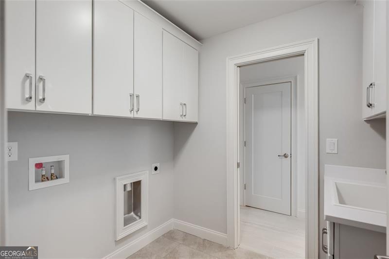 3450 Commander Cove Suwanee GA 30024