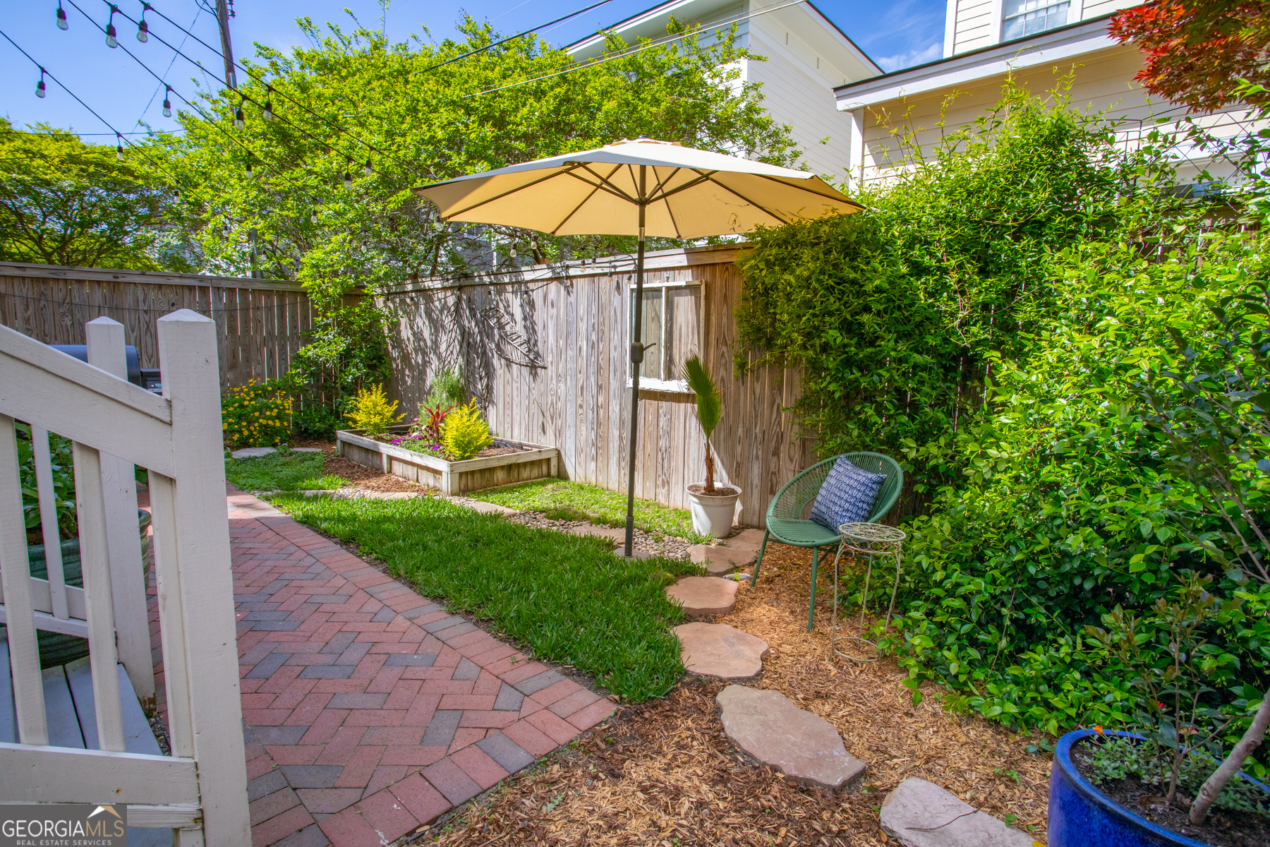 218 E 33rd Street Savannah GA 31401