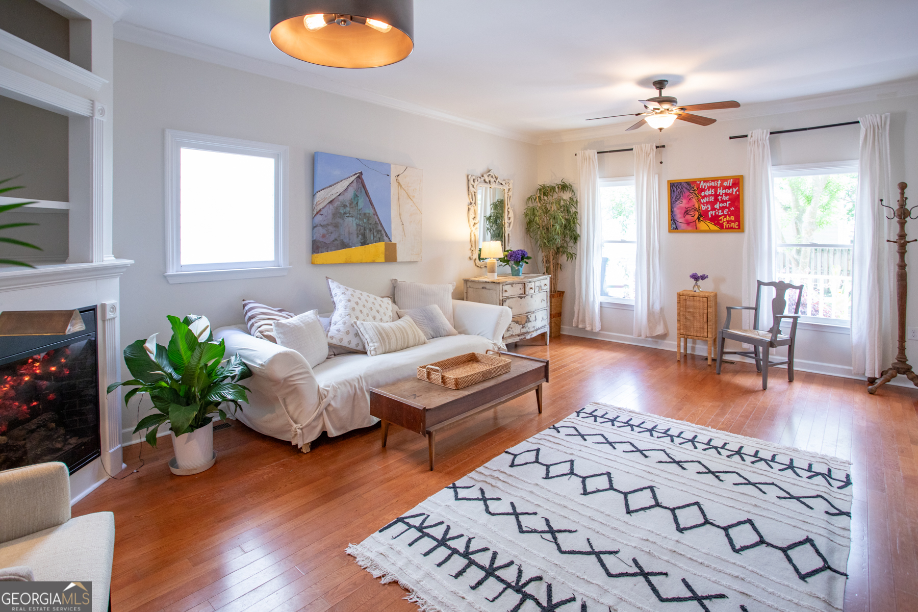 218 E 33rd Street Savannah GA 31401