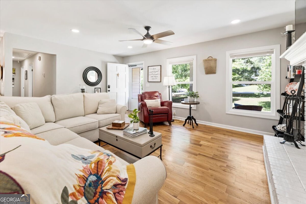 5627 Pinewood Drive Flowery Branch GA 30542