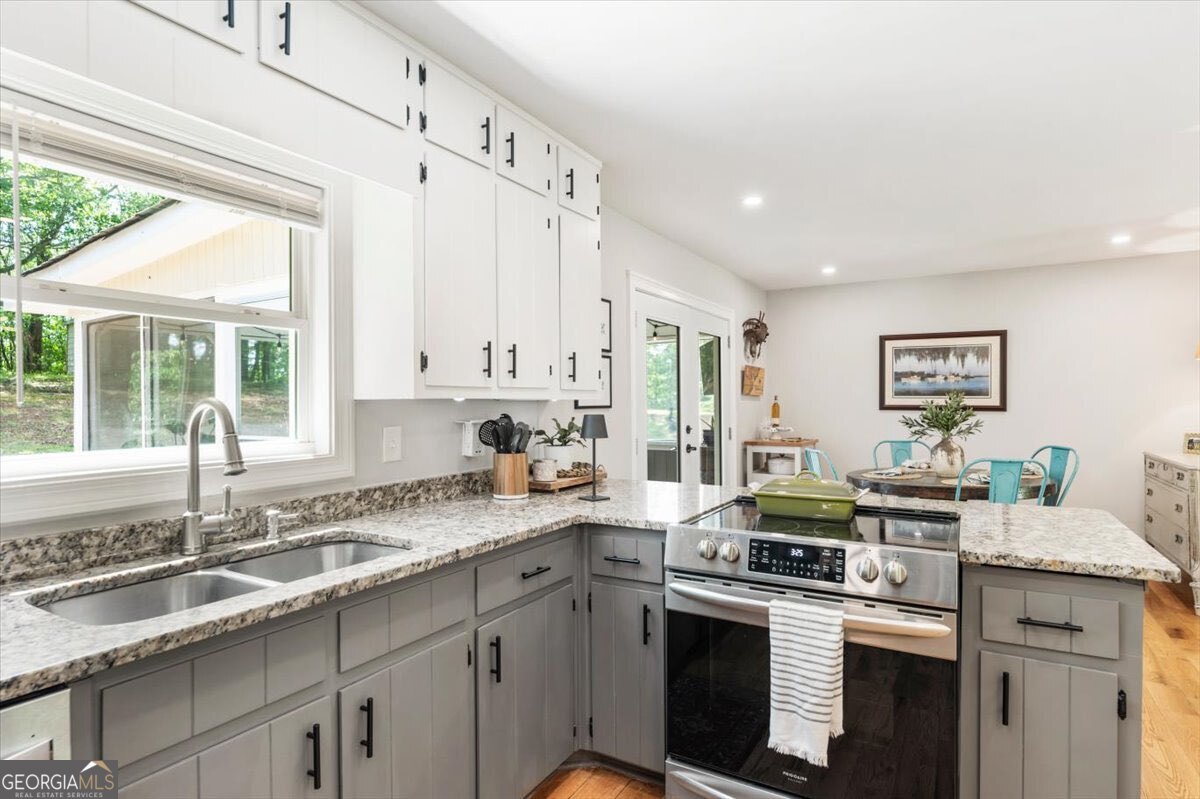 5627 Pinewood Drive Flowery Branch GA 30542