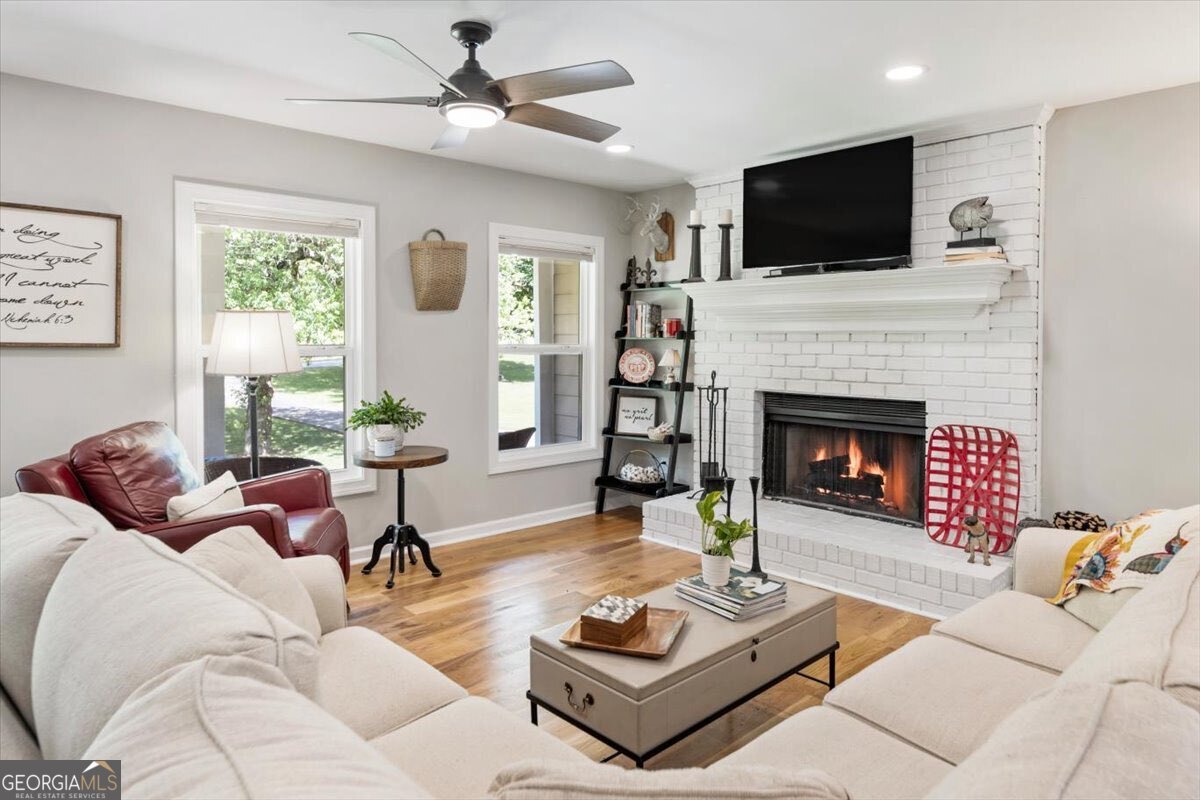 5627 Pinewood Drive Flowery Branch GA 30542