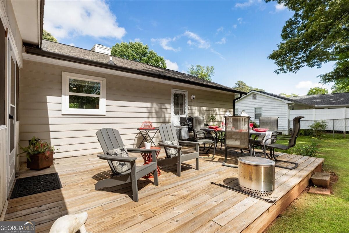 5627 Pinewood Drive Flowery Branch GA 30542
