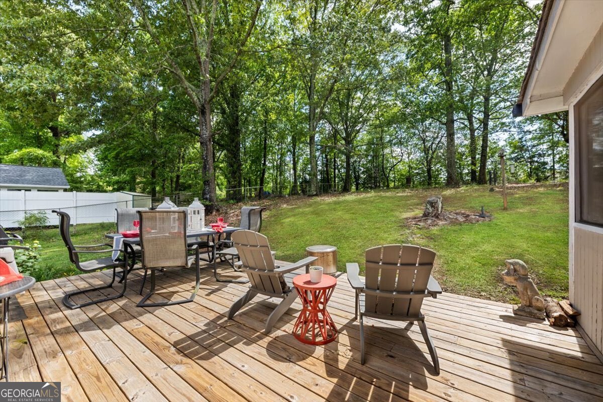 5627 Pinewood Drive Flowery Branch GA 30542