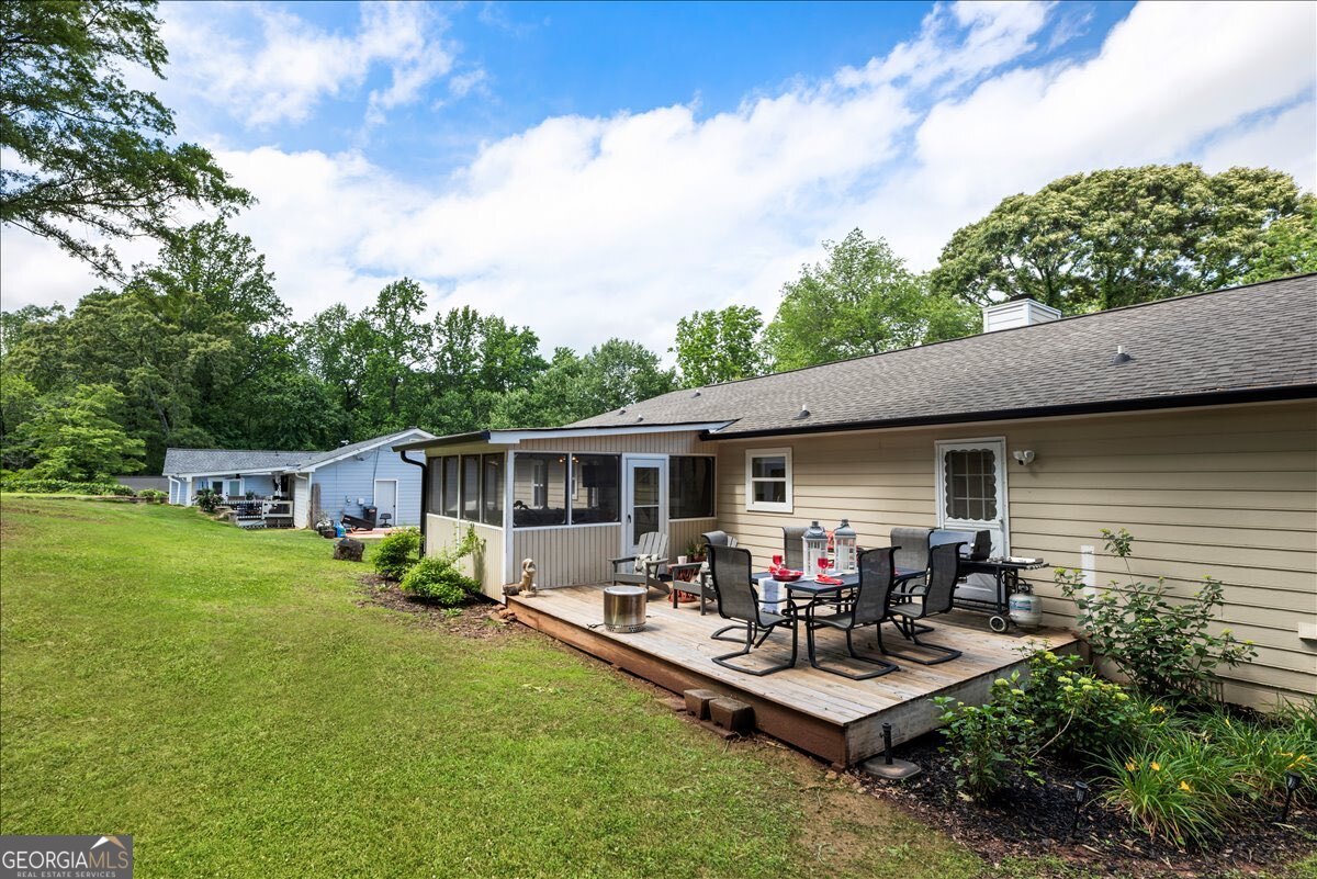 5627 Pinewood Drive Flowery Branch GA 30542