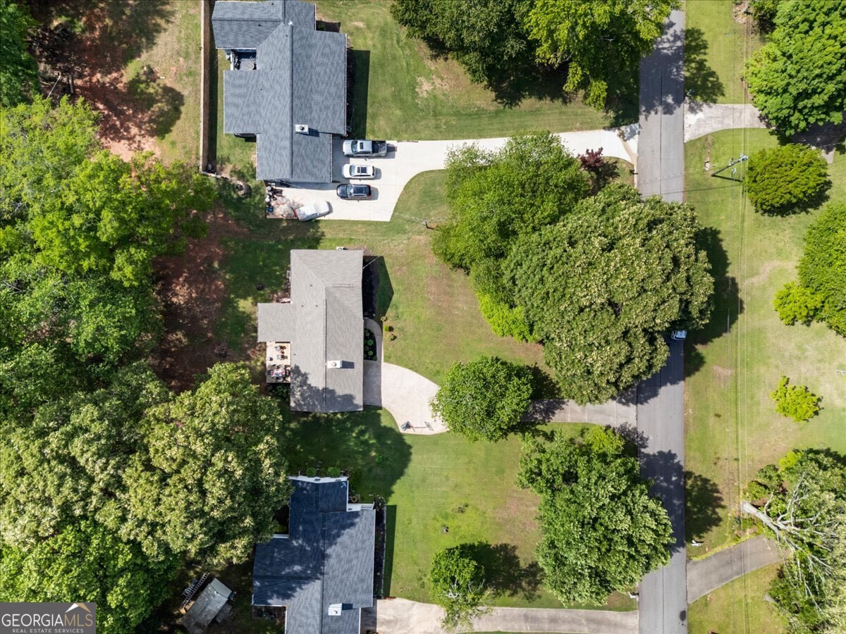 5627 Pinewood Drive Flowery Branch GA 30542