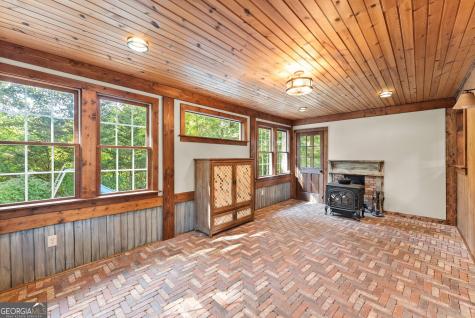 5013 Porter Springs Road Dahlonega GA 30533